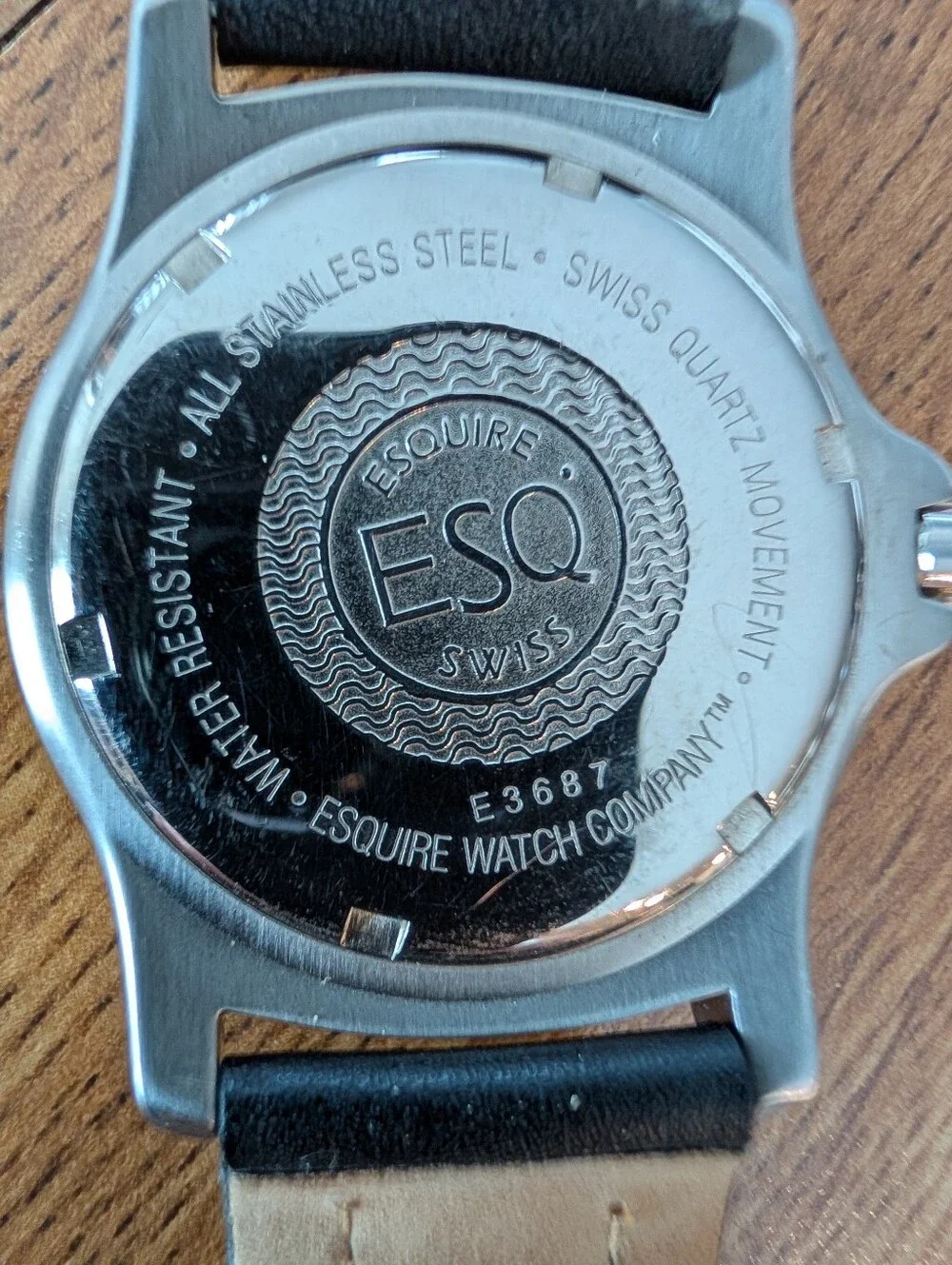 Vintage Esquire SWISS QUARTZ WATCH